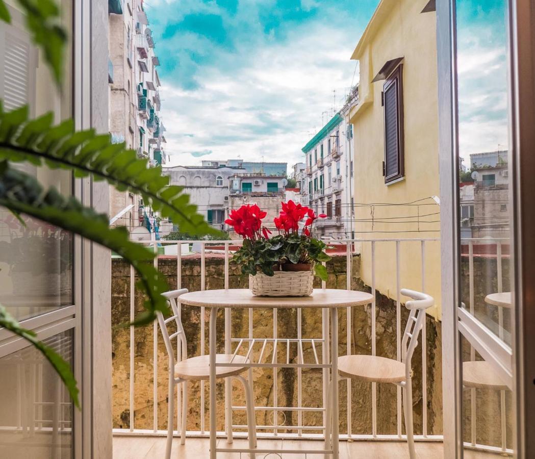 Ferienwohnung Chiaia Premium Flat, Naples Center, Near Seaside Exterior foto